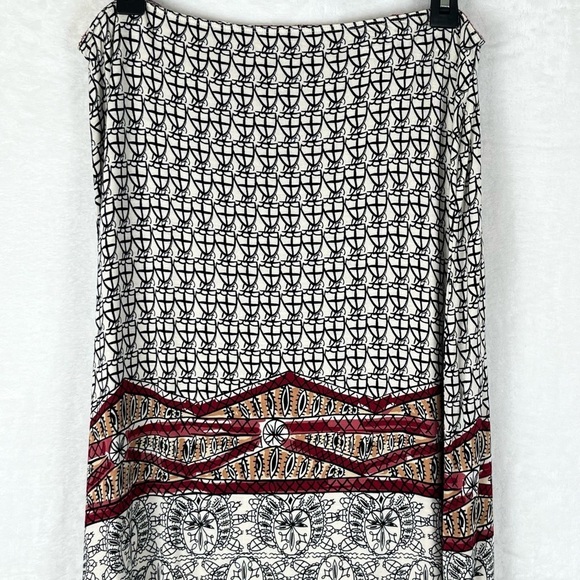 Max Studio Patterned Maxi Skirt Size Large - Picture 5 of 10